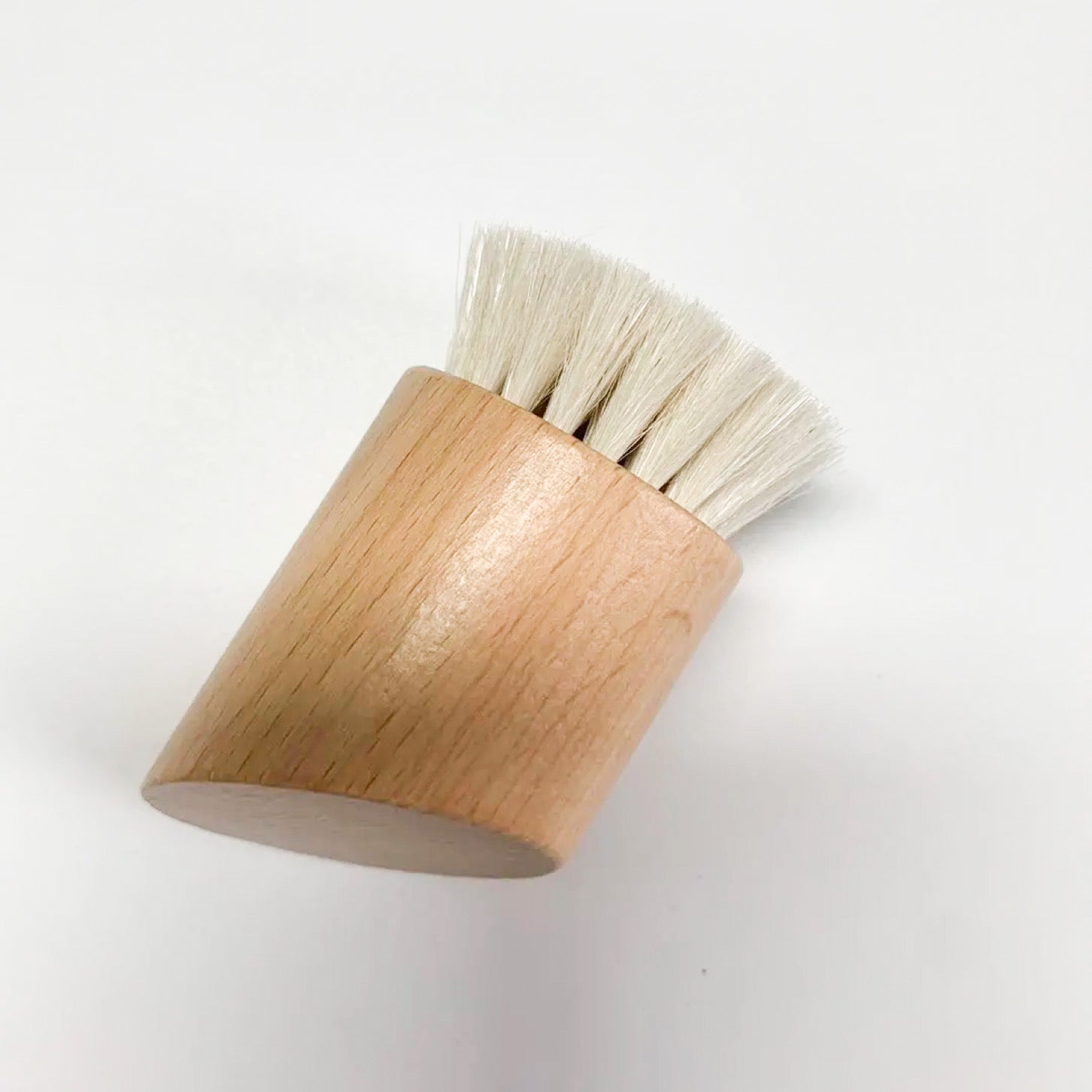 Plastic free Face Brush with Natural Bristles-1
